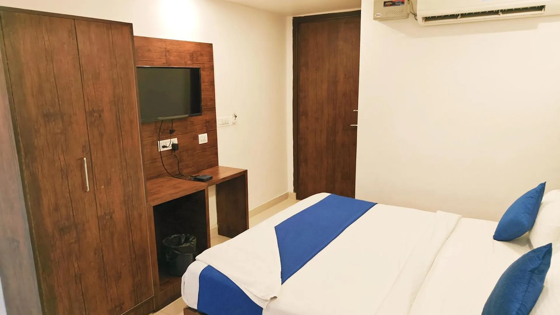 Hotel Marina Near Igi Airport Delhi New Delhi